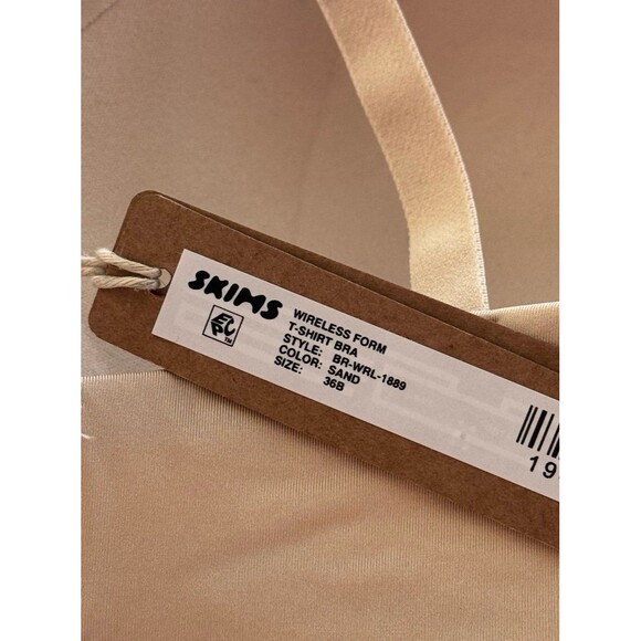 Skims Wireless Form T-shirt Bra Sand Size 36B - Picture 7 of 7